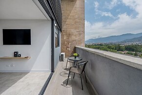 Go Living Suites - 508