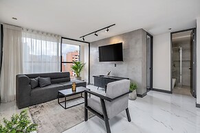 Housy Laureles - 901