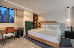 LIN Hotel Superior Suite 301