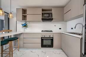 Housy Laureles - 801