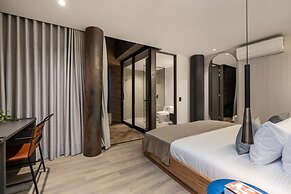 Luxury 3BR Apt With Private Jacuzzi Pool Table