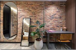 Luxury 3BR Apt With Private Jacuzzi Pool Table