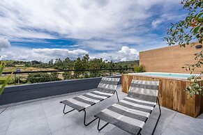 Olive Country Living - 404 PH