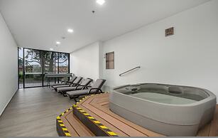 Olive Country Living - 404 PH