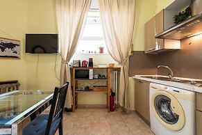 Cipro Tiny House