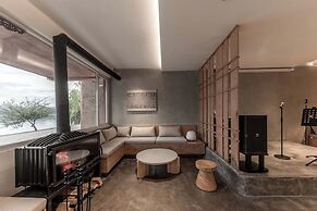 Lugu Lake And share resort hotel