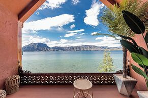 Lugu Lake And share resort hotel