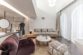 Lugu Lake And share resort hotel
