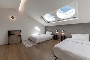 Lugu Lake And share resort hotel