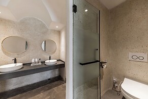 Lugu Lake And share resort hotel