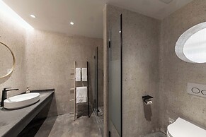 Lugu Lake And share resort hotel