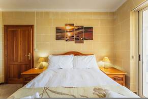 Romantic Gozo Escape Private Pool Terrace BBQ