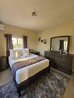 Tranquility Loft, Ocho Rios, Solar Powered
