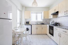 Sweet Retreat 2-BR Apt. in Mackenzie