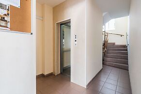 Sweet Retreat 2-BR Apt. in Mackenzie