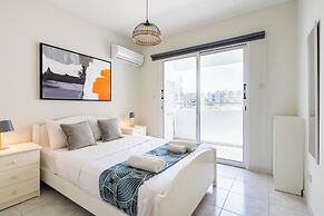 Sweet Retreat 2-BR Apt. in Mackenzie