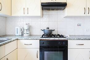 Sweet Retreat 2-BR Apt. in Mackenzie