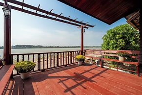 Mekong Riverside Villa