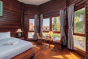 Mekong Riverside Villa