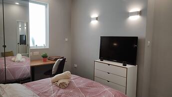 Cosy Albert's Seaside Suites - Sliema