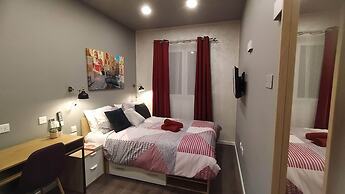 Cosy Albert's Seaside Suites - Sliema
