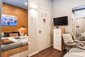 Cosy Albert's Seaside Suites - Sliema