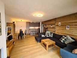 Sunny Chalet in Veysonnaz for 10 Guests