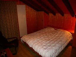 Sunny Chalet in Veysonnaz for 10 Guests