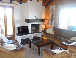 Sunny Chalet in Veysonnaz for 10 Guests
