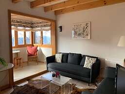 Sunny Chalet in Veysonnaz for 10 Guests