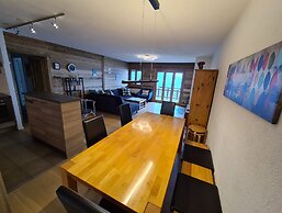 Sunny Chalet in Veysonnaz for 10 Guests