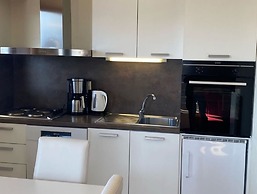 Apartments With Enchanting Hill View