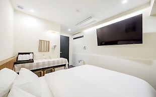 Hotel Azure