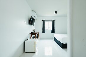 Sleep Pop Ekkamai 42