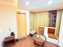 Aristocrat Darjeeling Near Gandhi RD