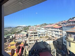 Aristocrat Darjeeling Near Gandhi RD