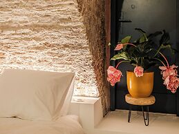 Wilsons Collection of Suites