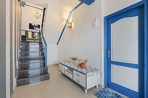 Alaya Stays Cloudcatcher 4 BHK Villa