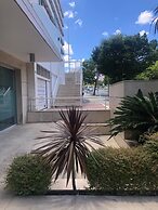Areeiro Elegant Modern by Homing