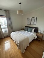 Areeiro Elegant Modern by Homing