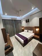 PURPLE LOTUS SUITES