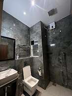PURPLE LOTUS SUITES