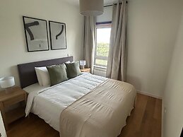 Areeiro Elegant by Homing