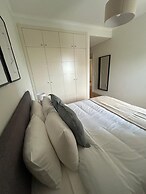 Areeiro Elegant by Homing