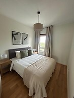 Areeiro Elegant by Homing