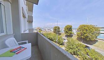 Fantastic Harbour View Flat