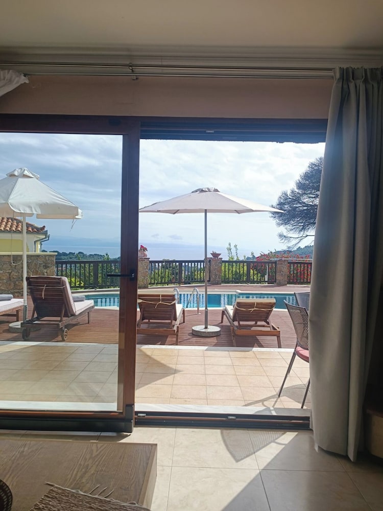 Cave Luxury Villas Skiathos