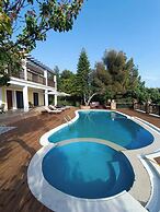Cave Luxury Villas Skiathos