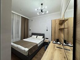 Toi At-Bashy hotel
