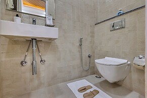 ELIVAAS Valiyaveetil Mansion 5 BHK